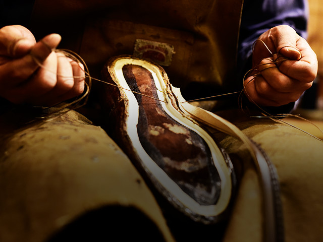 SHOES & BAG REPAIR